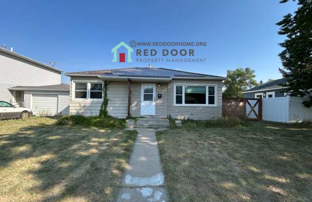 Spacious 4 Bed, 2 Bath Home for Rent – $2,000/Month – Friendly Neighborhood photos photos