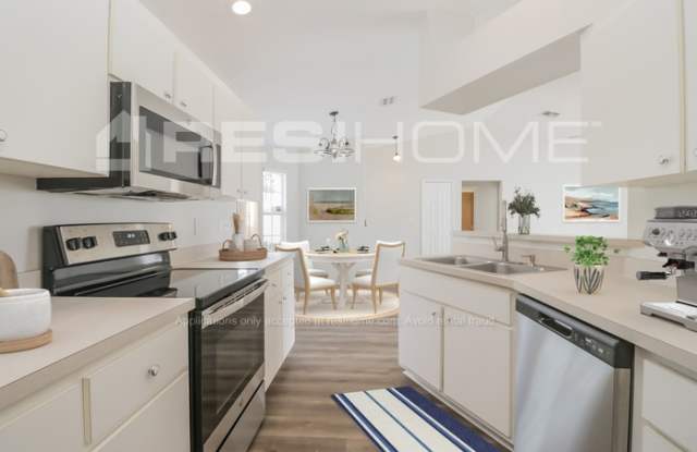 4360 Gondolier Road Gallery 4