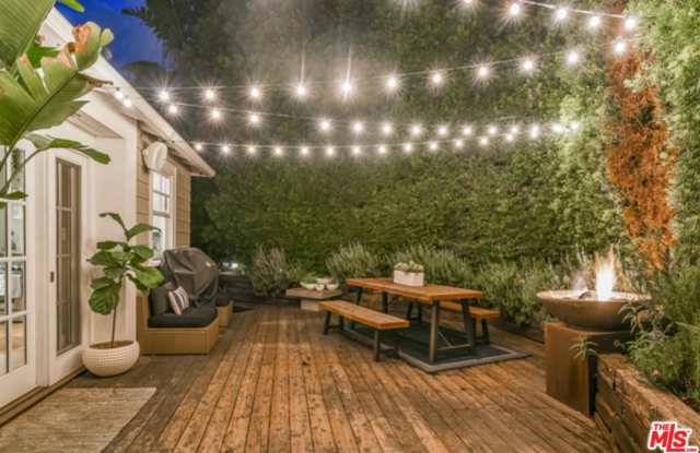 8069 WOODLAND Lane Gallery 4