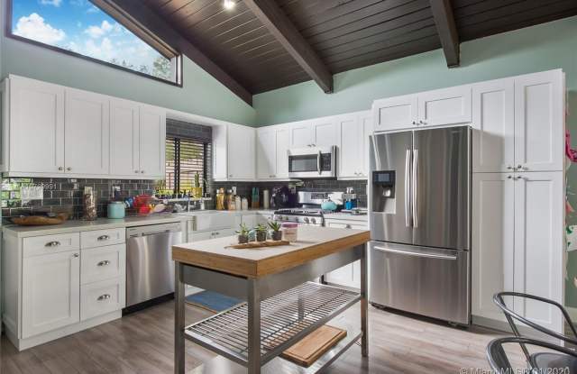 11217 SW 114th Lane Cir Gallery 2