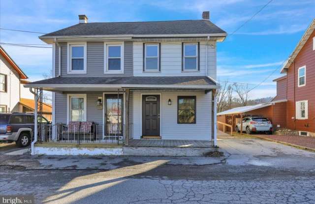 21 SEYFERT Drive - 21 Seyfert Drive, Berks County, PA 19508