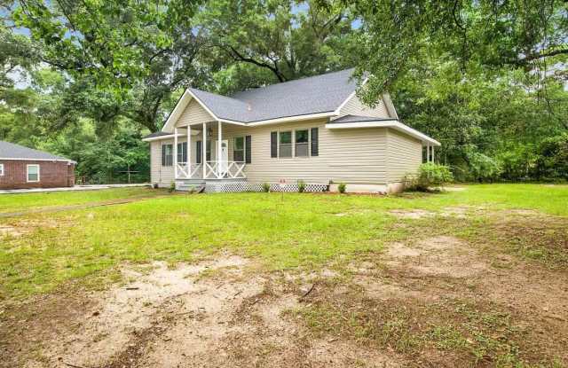 1633 Phillips Lane Gallery 4