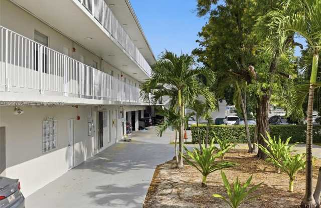 2405 NW 135th St photos photos 2405 NW 135th St photos photos