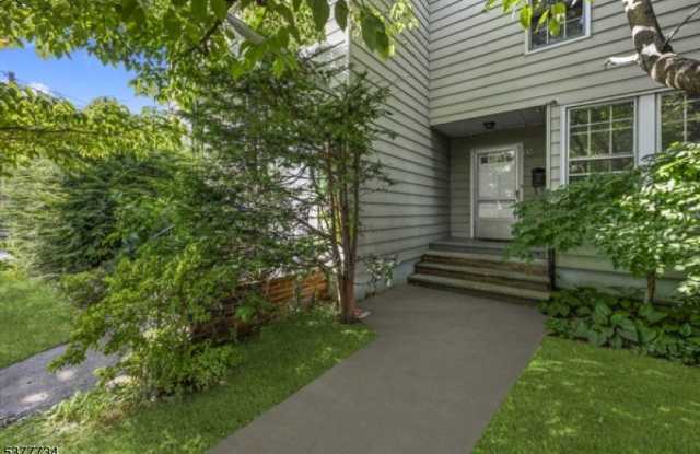 69 Maple St photos photos