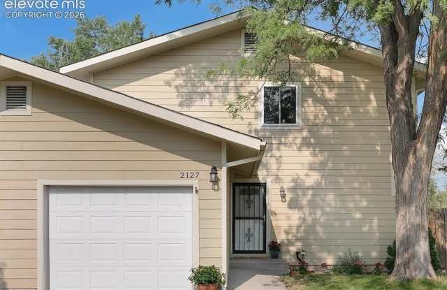 2127 Broadmoor Road Circle photos photos