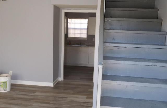 5414 AVENUE D Gallery 3