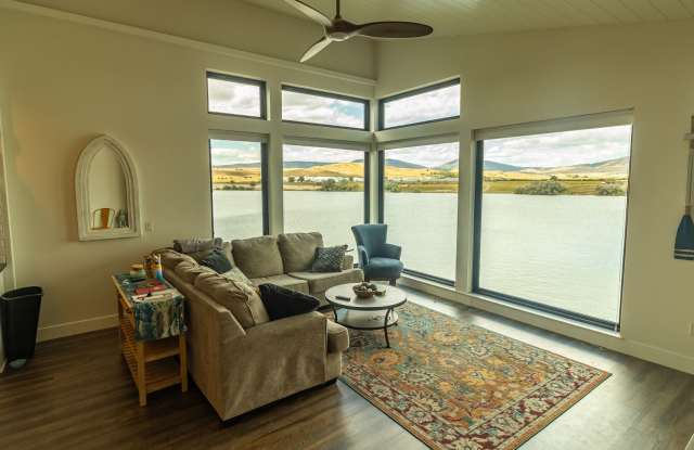 Jones - Fully Furnished Condo on the River Available Mid Sept - Mid May Only photos photos Jones - Fully Furnished Condo on the River Available Mid Sept - Mid May Only photos photos