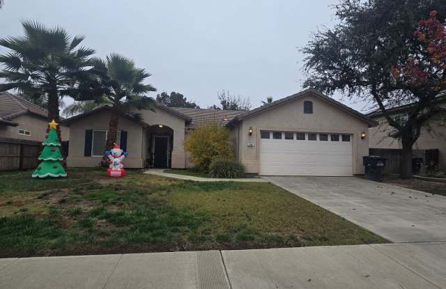 3BR 2 BA available Feb 1st - 1818 West Picadilly Lane, Hanford, CA 93230