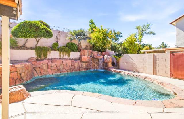 Beautiful 4-Bedroom Home with Pool & Rock Waterfall in 89002 photos photos Beautiful 4-Bedroom Home with Pool & Rock Waterfall in 89002 photos photos