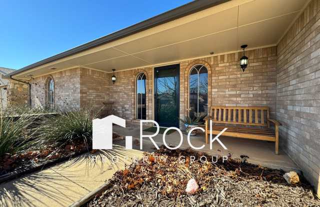 Enjoy $500 off your first month's rent!! - 9009 Rolling Green Avenue, Oklahoma City, OK 73132