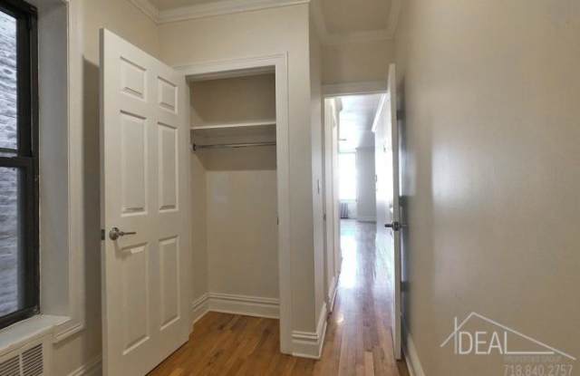 262 Saint James Place Gallery 3