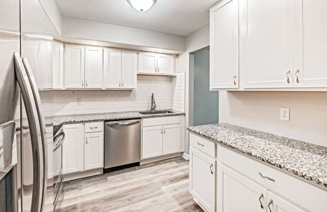 Christina Village - 3 bedroom, 2.5 bath townhome Gallery 3