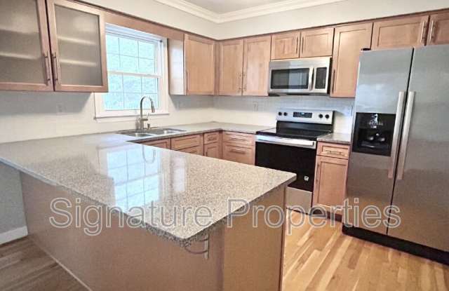 11224 Church Grove Court Gallery 3