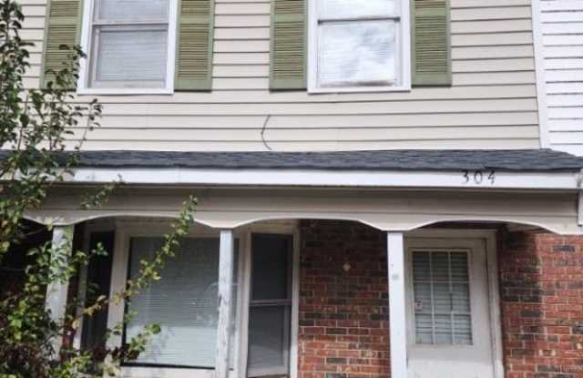 304 N Townville Street photos photos