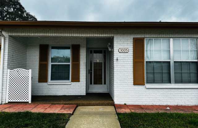 2 Bed/2 Bath, 1 story Villa in Veterans Villas AVAILABLE May 11th! photos photos