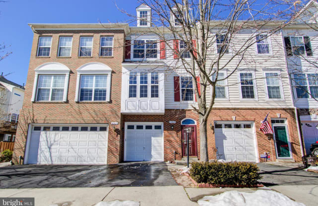 42613 MAGELLAN SQUARE - 42613 Magellan Square, Brambleton, VA 20148