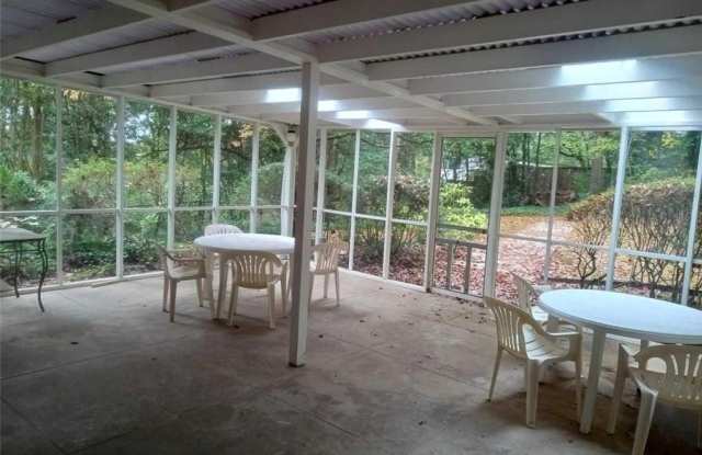 1224 Poplar Grove Drive NE photos photos