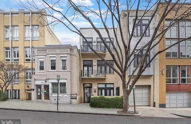 2357 CHAMPLAIN Street NW photos photos