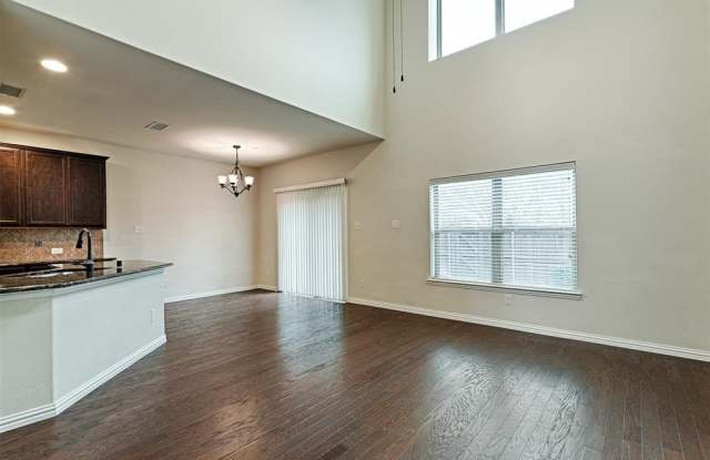 4809 Bridgewater Street Gallery 4