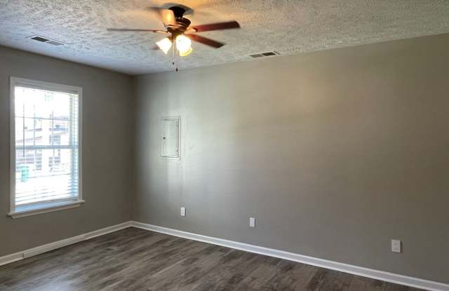 117 Pine Gallery 4
