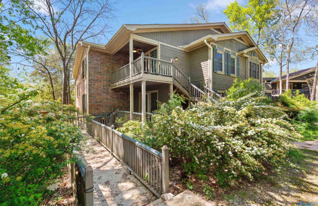 2058 Woodlawn Drive SW - 2058 Woodlawn Drive Southwest, Huntsville, AL 35802