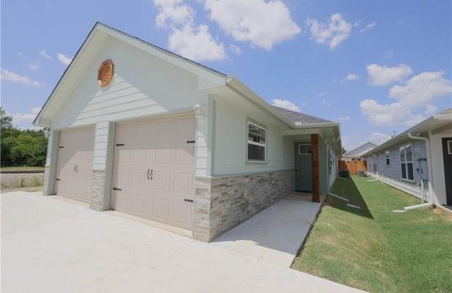 605 E Carter - 605 East Carter Street, Sherman, TX 75090