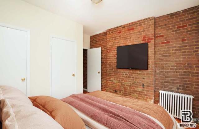 402 West 48th Street Gallery 3