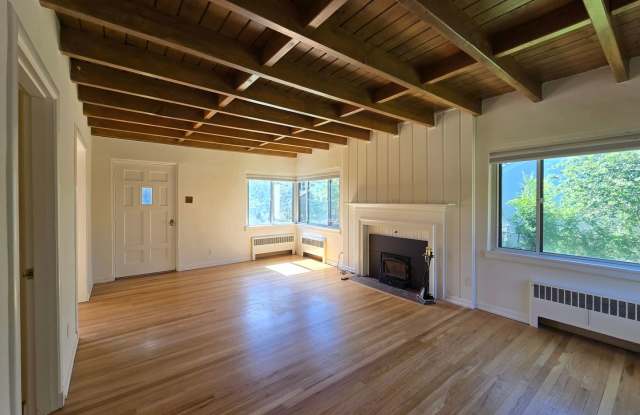 1509 42nd St photos photos