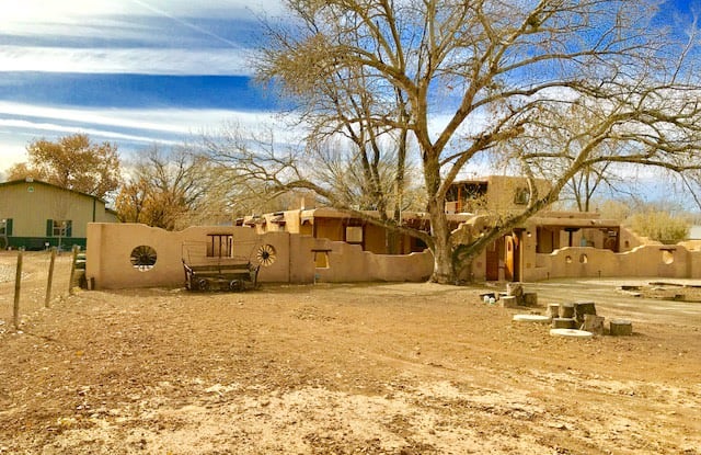 565 W Ella Dr - 565 West Ella Drive, Corrales, NM 87048