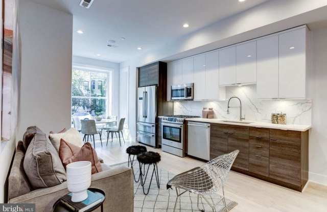 1719 U STREET NW Gallery 4
