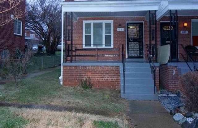 5161 7TH STREET NE photos photos