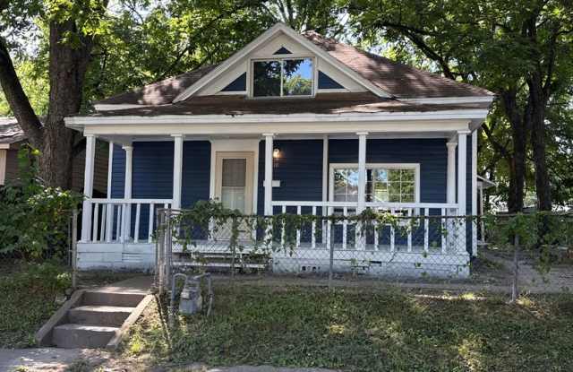 610 Vine St. photos photos