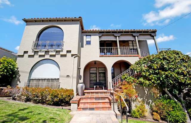 538 Prince Street - 3 bedroom | 2 bath | Upper unit - 538 Prince Street, Oakland, CA 94610