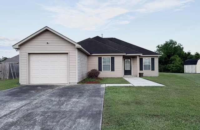 BEAUTIFUL 3 bedroom home in Prairieville Gallery 3