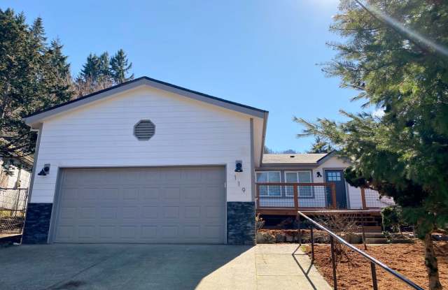 Beautifully Remodeled in Cascade Locks photos photos