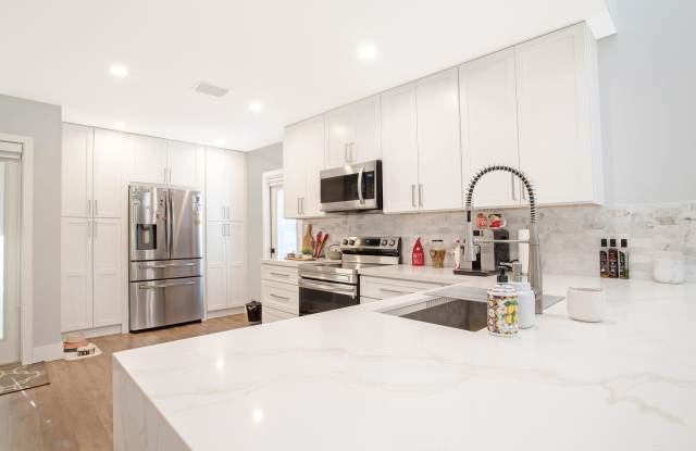 10048 SW 16th Street photos photos