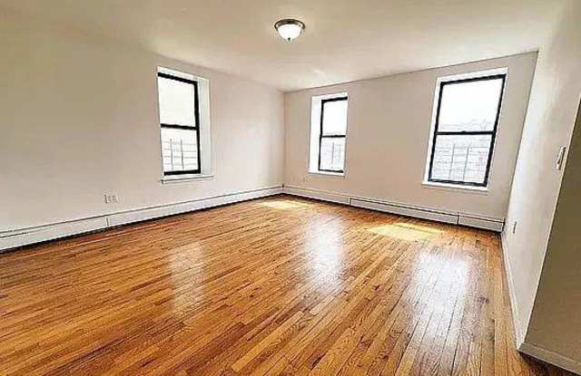 1358 Sheridan Avenue photos photos