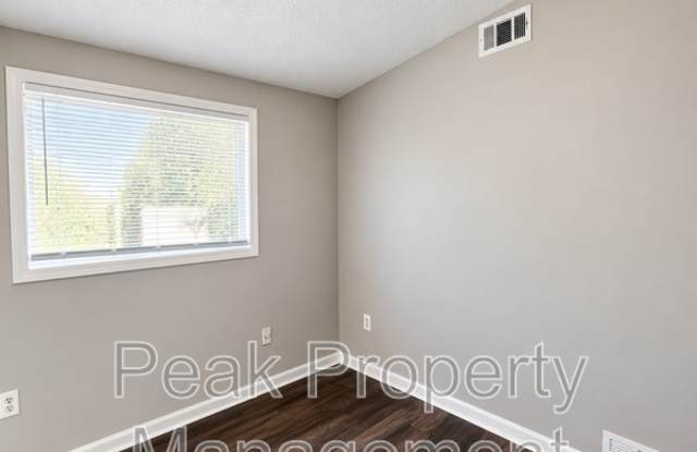 3263 Sweet Springs Dr Gallery 2