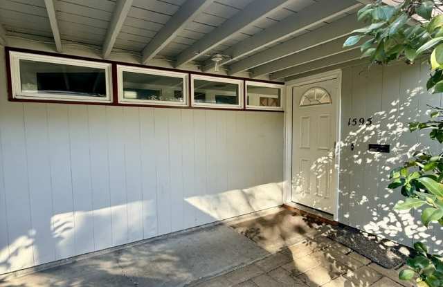 1595 Orchard Street Gallery 1