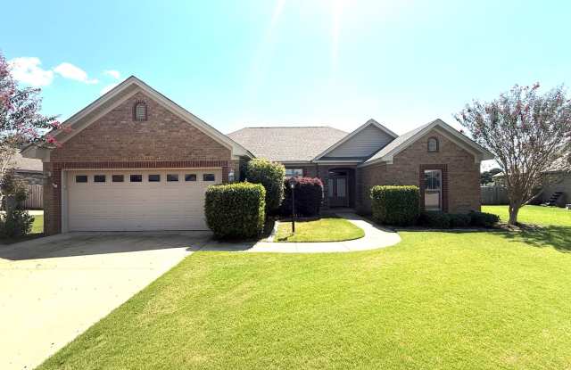 ** 4 bed 2 bath located in Wetumpka ** Call 334-366-9198 to schedule a self tour photos photos