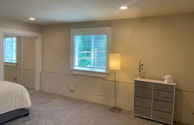 120 Sw 294th St - 120 Southwest 294th Street, Federal Way, WA 98023