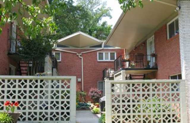 1822 N Rocksprings Rd #11 Gallery 2