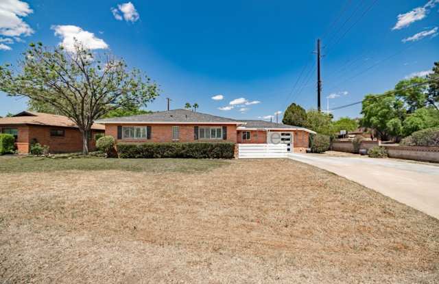 1946 E Rancho Dr photos photos