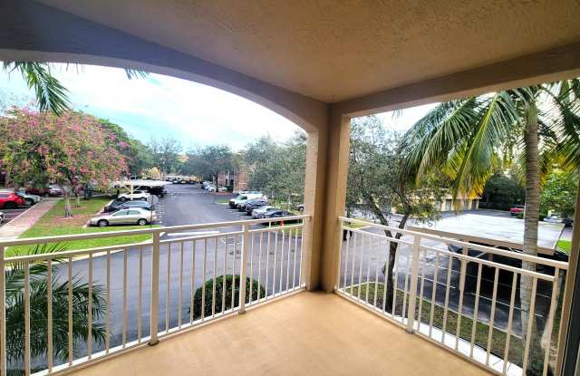 6418 EMERALD DUNES Drive Gallery 3