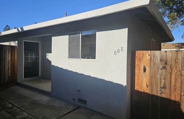 808 Moraga DR - 808 Moraga Drive, Mountain View, CA 94041