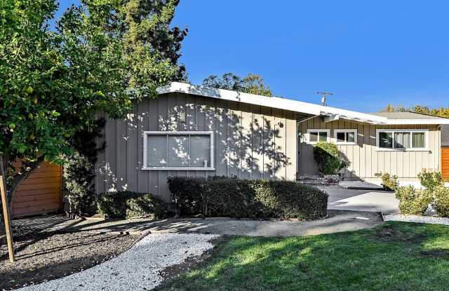 MID-CENTURY MODERN ON WILLOW GLEN BORDER - SPACIOUS LOT photos photos MID-CENTURY MODERN ON WILLOW GLEN BORDER - SPACIOUS LOT photos photos