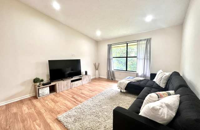 12999 Odessa Trail Gallery 4