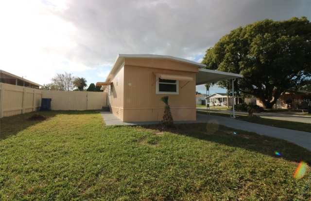 4215 BOULDER DRIVE - 4215 Boulder Drive, Elfers, FL 34653