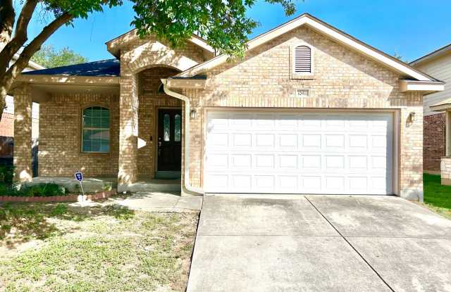 **COMING SOON** MUST SEE! Beautiful 3 Bedroom and 2 Bath! photos photos
