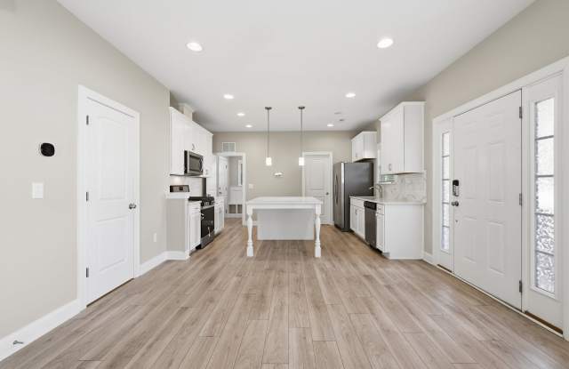 664 Barneswyck Drive - 1 Gallery 4